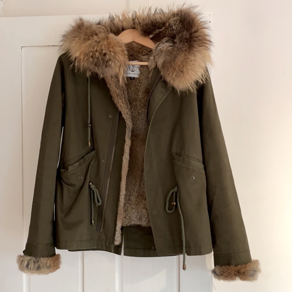 Beautiful Mode & Affaire fur lined and hooded jacket